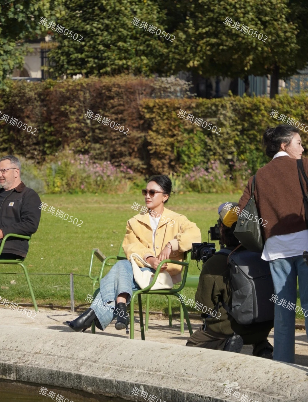 周迅本人好小一只,脸只有巴掌大,51岁了还是那么年轻漂亮有灵气