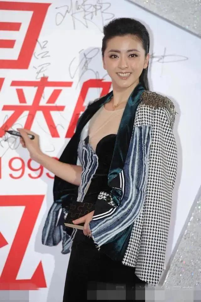 美图欣赏：黄小蕾