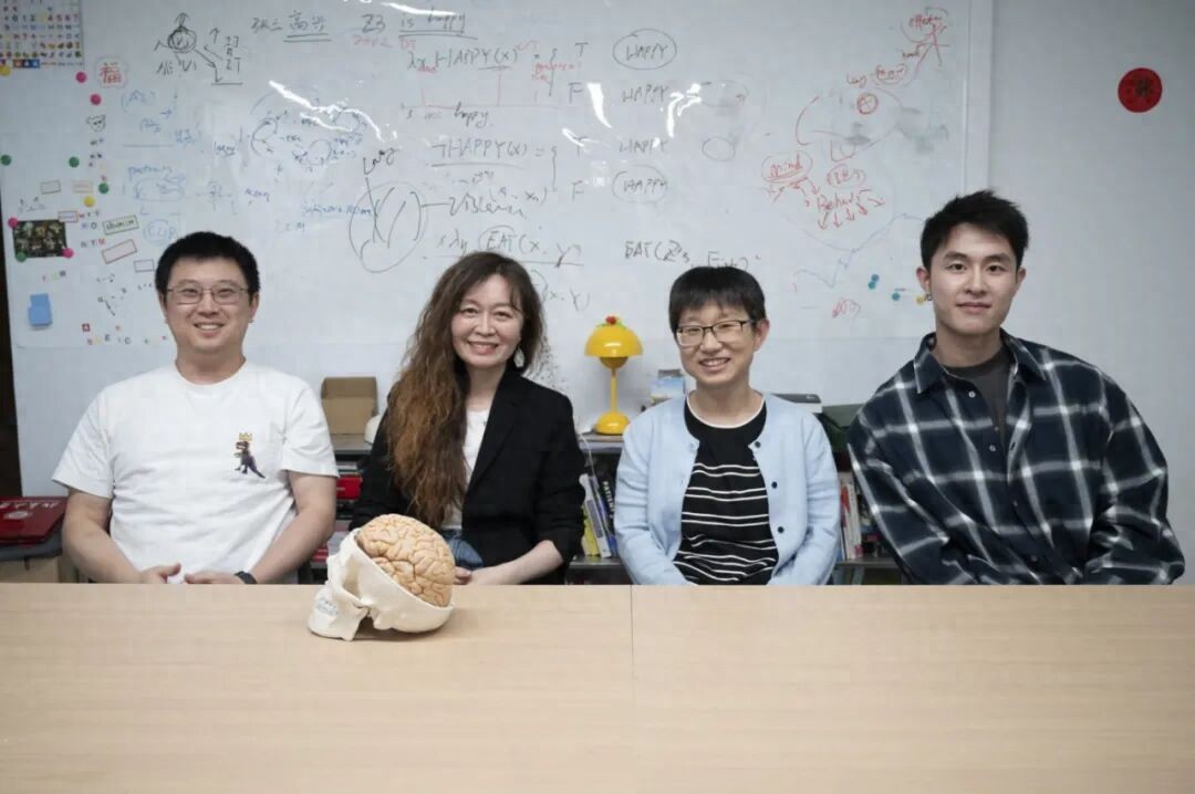 北大AI研究顛覆認知：我們看到的不是真實，是被語言潤色過的現實