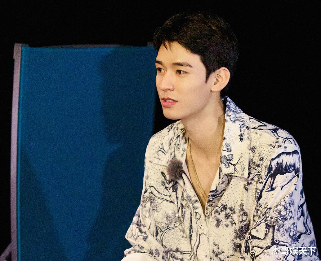 装都不装了!经典项目名存实亡,《花少7》假到让人尴尬