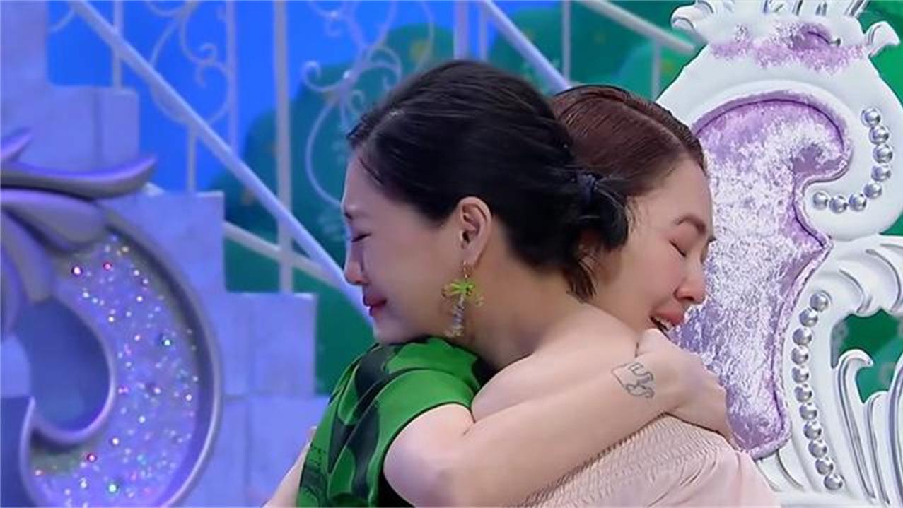 大S二十年前诗作中的遗言曝光，希望小S爱自己，预言了自己的死亡