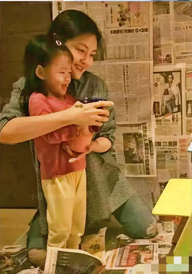 惊爆!小玥儿同学妈妈爆料大S鲜为人知的一面