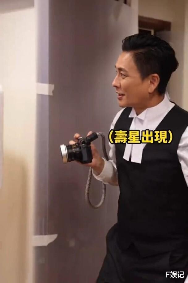 黄宗泽开工拍戏获蔡少芬朱茵等庆生 剧组很有心意送复刻名包蛋糕