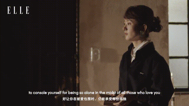 赵丽颖在老洋房拍ELLE杂志大片，陈漫掌镜，她很瘦但有腹肌！