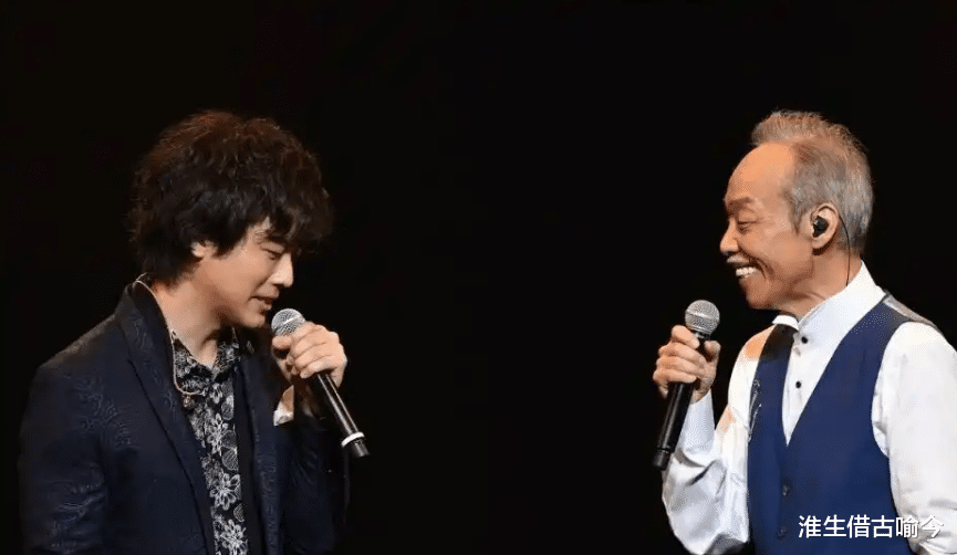 山口百惠的两个儿子：穿西装一个文雅一个英武，不输爸爸三浦友和