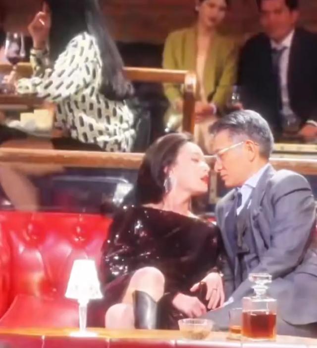 直到36岁倪妮63岁刘德华同框,才懂大佬高配CP陈道明倪妮的意难平