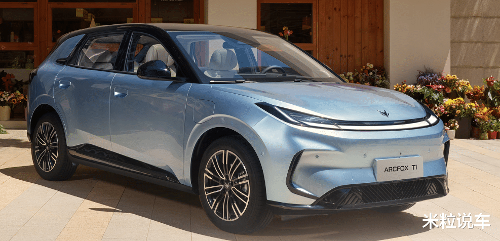 比亚迪“劲敌”预售,仅6.88万起!长得像蔚来新车