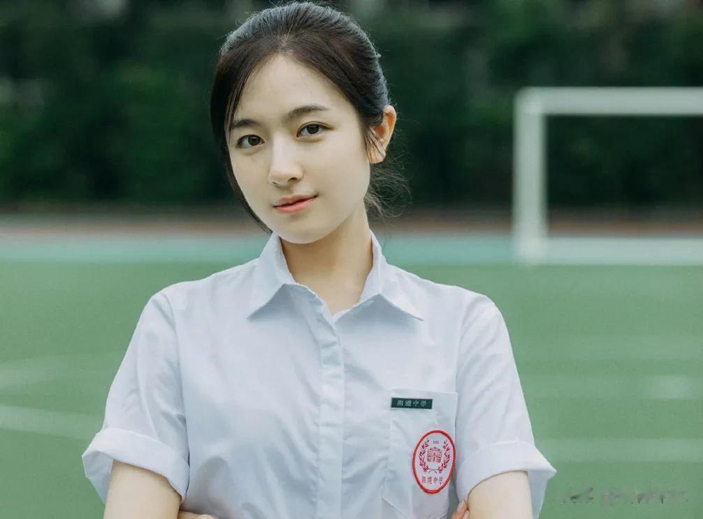 中戏院长郝戎风波升级，被扒两届艺考成绩雷同，易烊千玺牵连其中