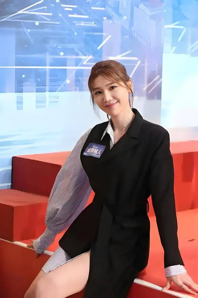 TVB新人靠眼神戏出圈,获林保怡亲自指导演技,有望再演悬疑剧