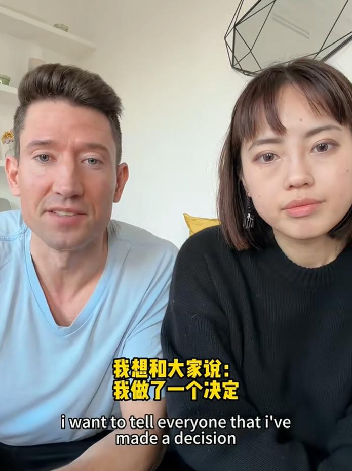 300多万粉丝中美情侣博主宣布分手！结束10年爱情长跑，女生：不后悔付出青春光阴