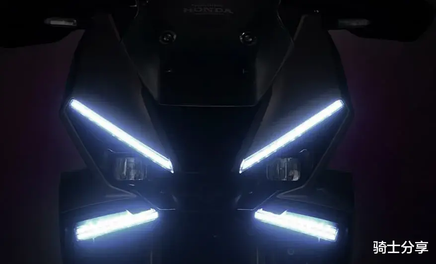 2万元的预算，选本田PCX160还是NS150XC？
