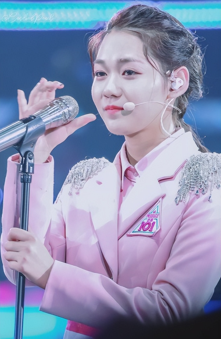 金鸡奖提名公布不到24小时，恶心一幕上演，段奥娟成第二个李庚希