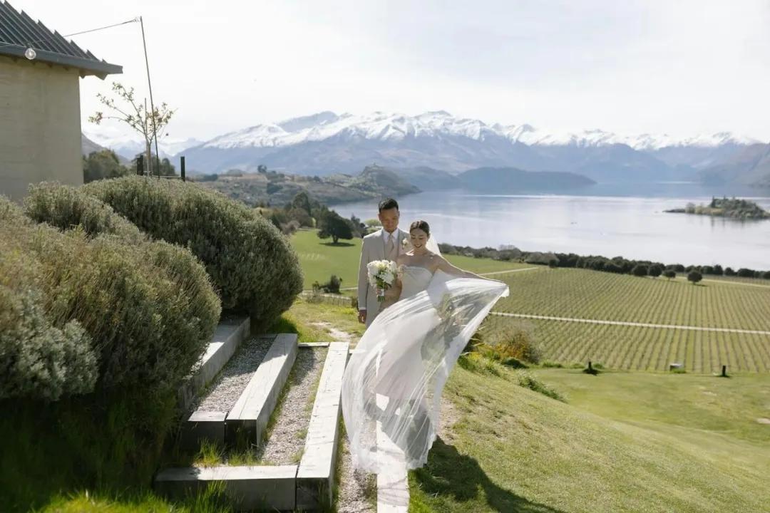 44岁TVB视后胡定欣官宣结婚,单身八年曾对爱情沮丧:担心孤独终老