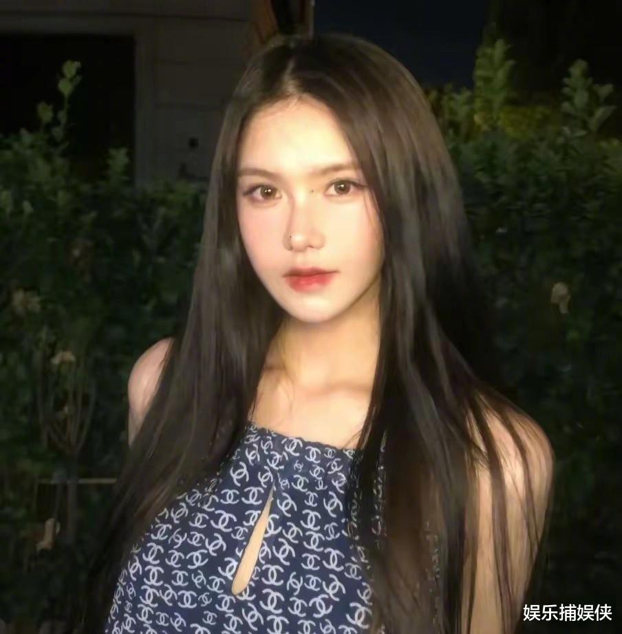 知名博主小杨嫂最新近照曝光，状态超好，网友纷纷点赞！