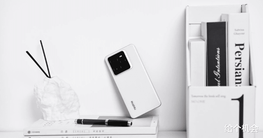 16G+512G價(jià)格“暴跌”，目前值得“閉眼入”的手機(jī)，用到2031年