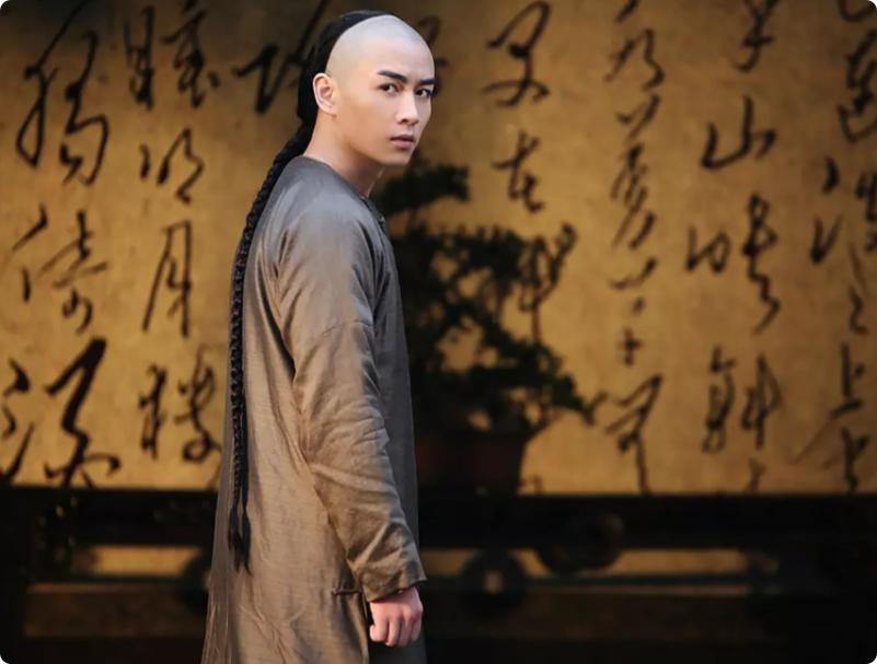 陈妍希傻眼了！想不到离婚8个月后，38岁陈晓竟依然是“抢手货”