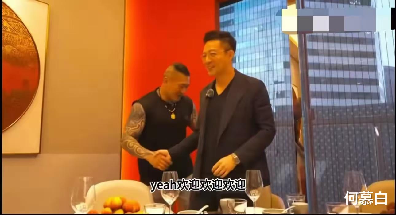 汪小菲一场直播成功翻盘!宴请 “馆长” 圈粉无数,麻六记火了