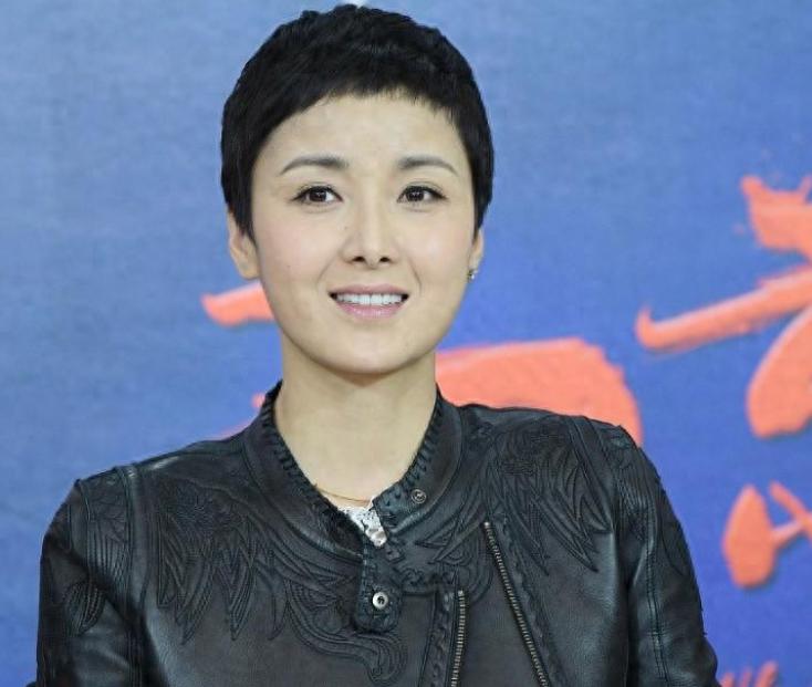 她是最干净的女演员，颜值高身材棒演技好，出道23年戏红人不红！