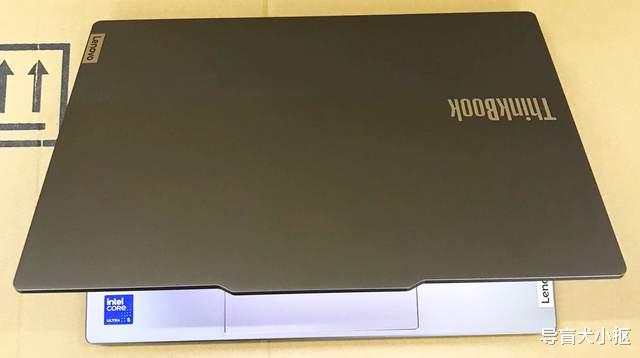 2.8K屏幕显示清晰,这款联想轻薄笔记本电脑,专属的办公工具