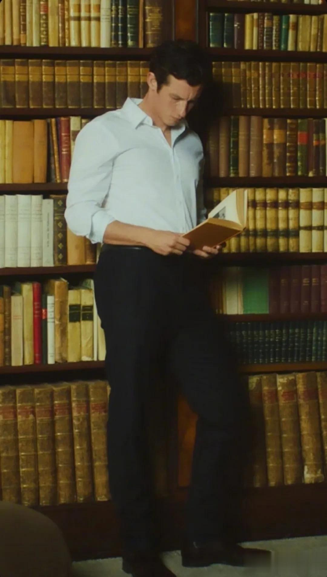 最新007人选，导演被曝看中35岁丑男，网友锐评！还有一个坏消息