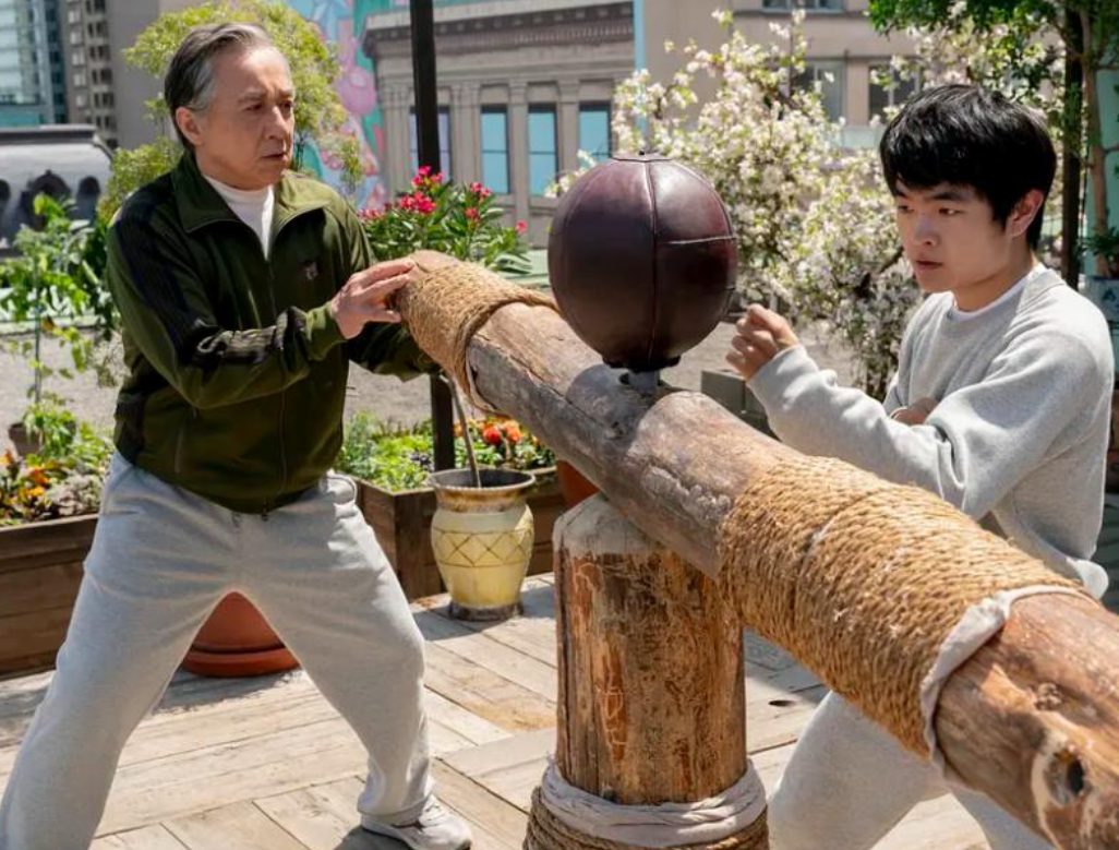 成龙更受美国人欢迎,在中国反应平平,新片中美票房相差165倍