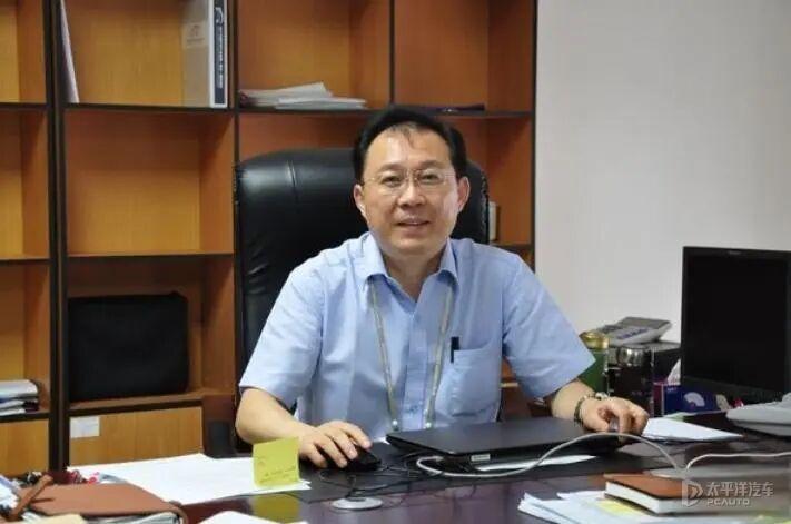 从擦飞机的学生到院士：廉玉波的二十年造车传奇