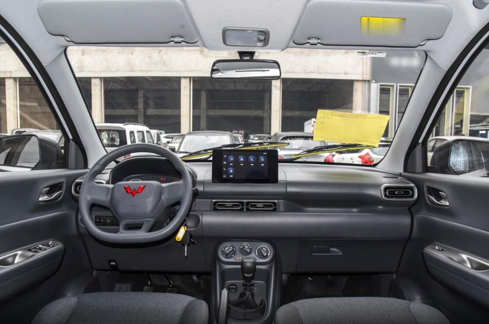 从回本利器到生活伙伴,5.48万起售,2025款五菱宏光怎样?