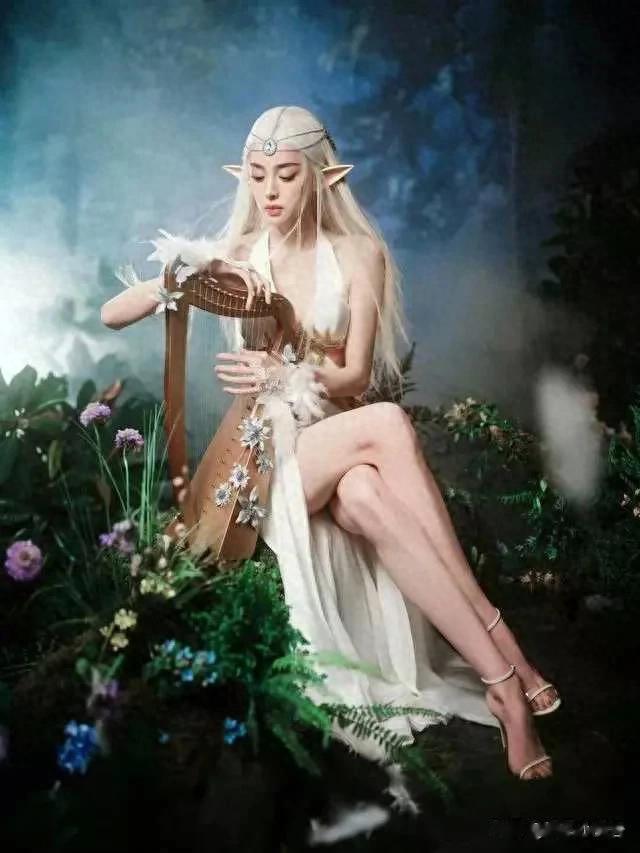 古力娜扎cosplay天使，这腿太美了可惜她没有脚脖子