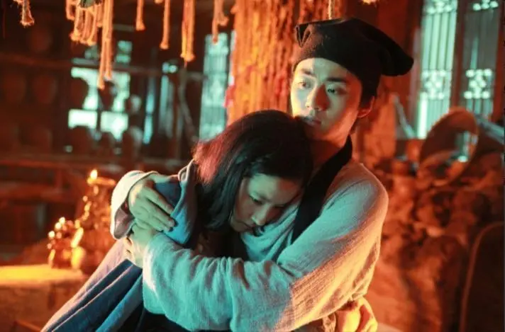 出道20年不火，如今凭借《戏台》翻红，44岁仍未婚