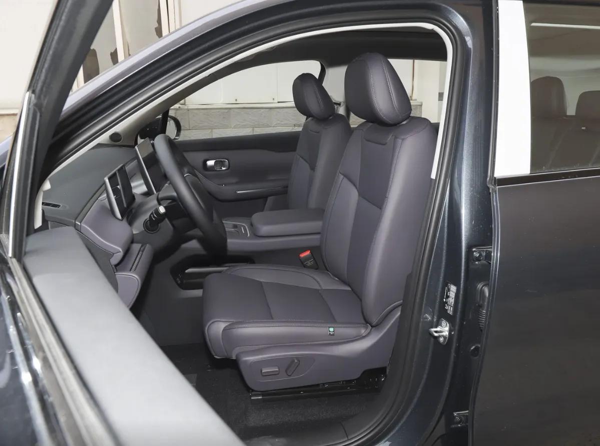 尚界H5预售16.98万起，到底划不划算？比过零跑C10再说话