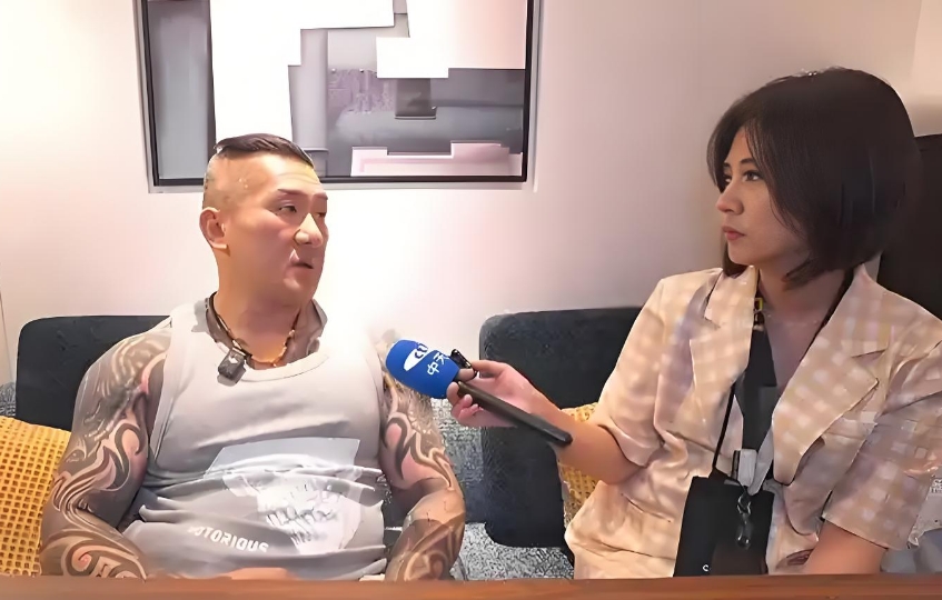 台湾网红馆长直播时面露悲伤:去大陆的话,回去就可能判三年