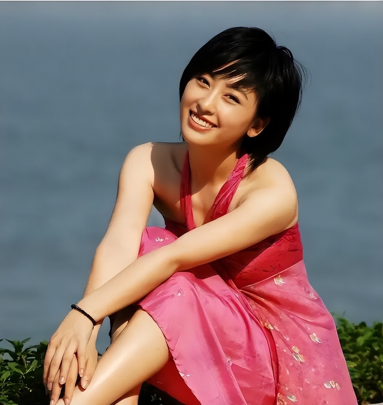 被张铁林玩弄感情后，嫁给了“臭名昭著”的他，如今才知她多精明