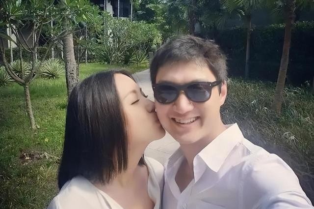 中国第一位世界小姐怀孕六个月上春晚稳居C位，艳压奚梦瑶、何穗