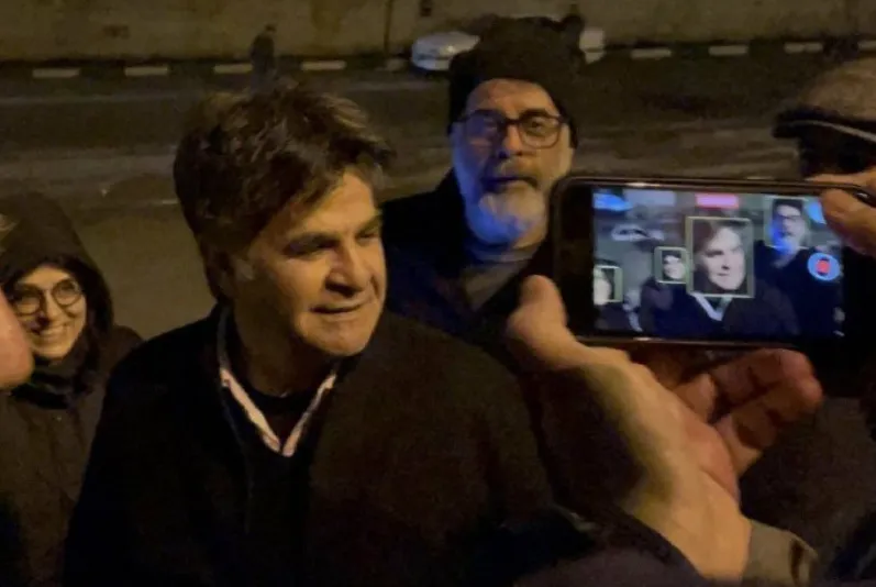 这被封杀的顶流，终于复出了