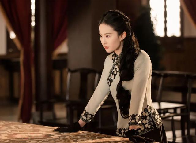 因劣迹艺人，刘亦菲新剧雪藏7年，如果顺利播出，将是2025年爆款