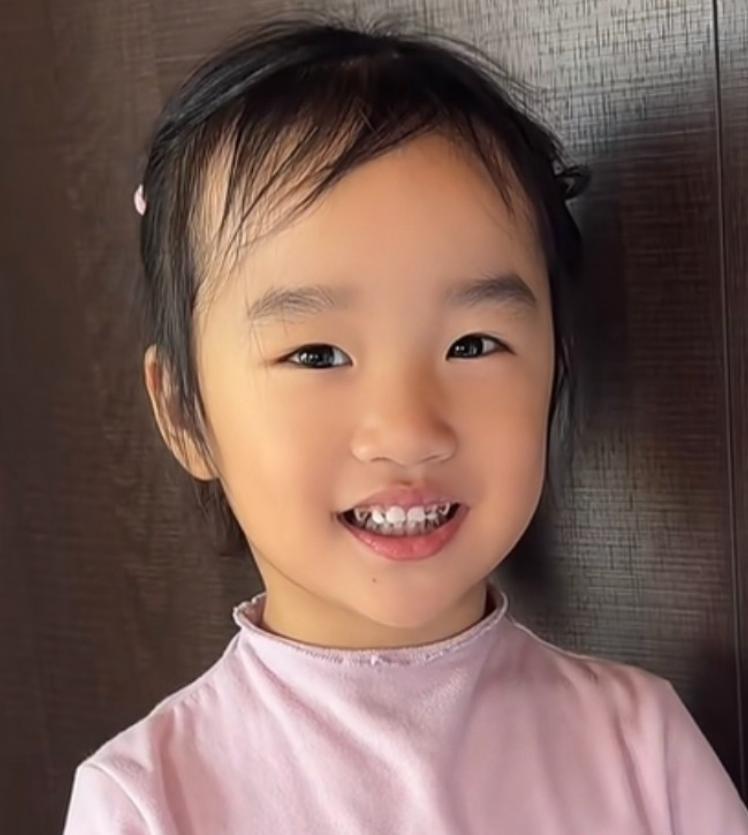 海哈金喜转发前夫动态！夸孩子她爸善良3岁女儿出镜，网友劝复婚