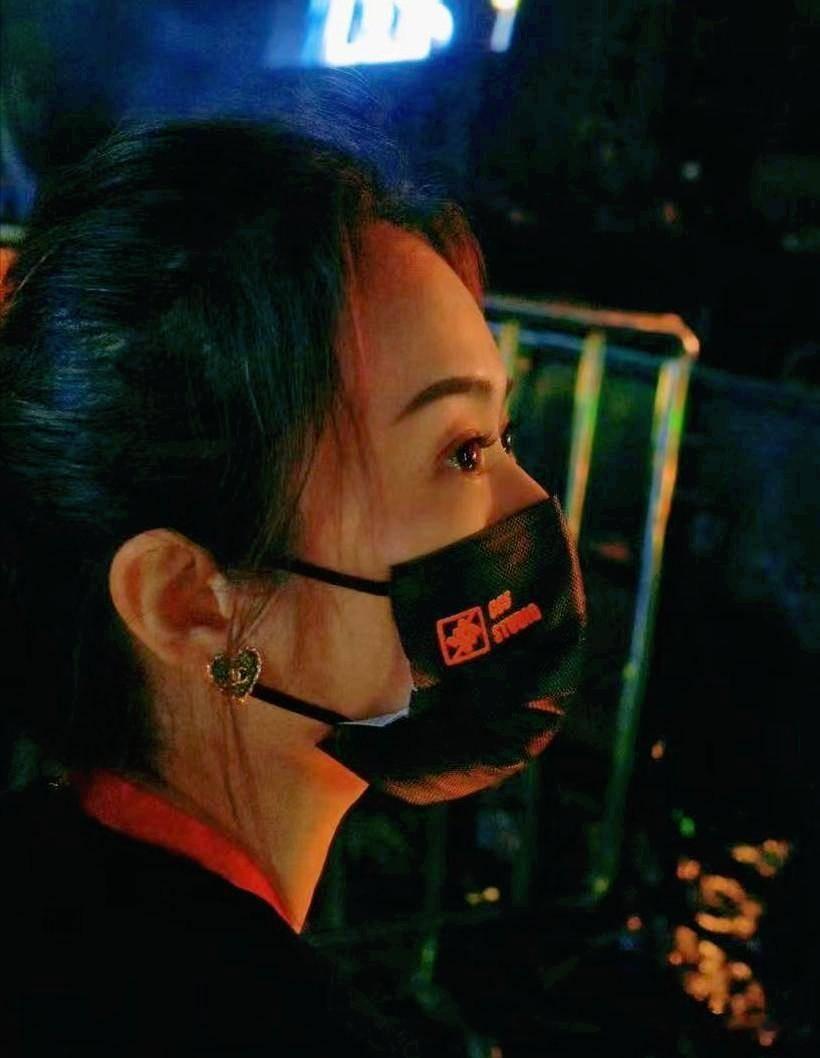 原来她就是陈楚生的妻子，怪不得41岁能逆风翻盘，娶个贤妻旺三代