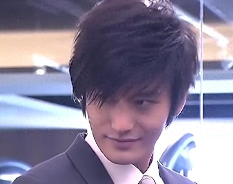 黄晓明也没想到，新剧上映不到24小时，口碑一夜反转，赢麻了