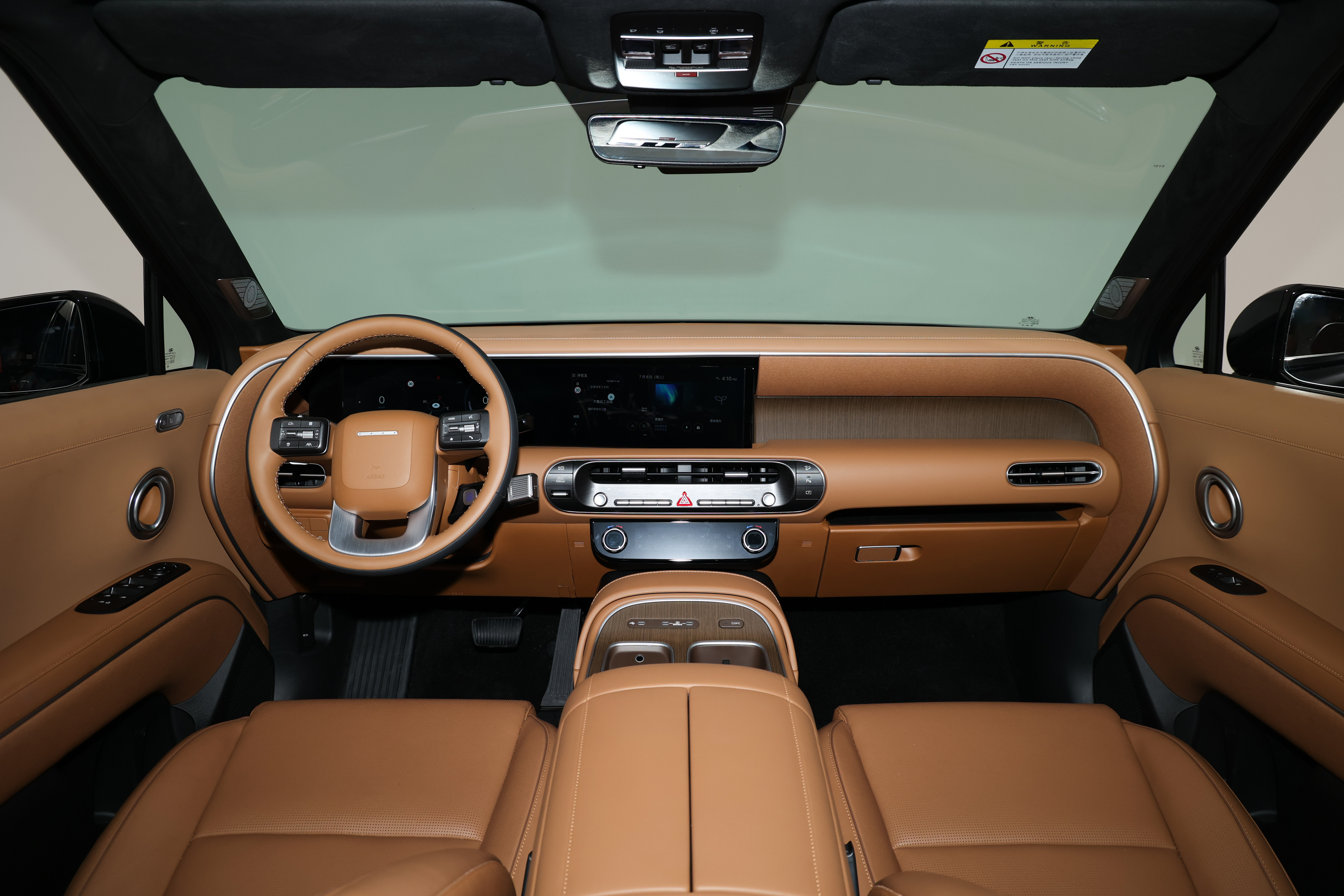 进口帕里斯帝上市,双电机加持,搭载2.5t发动机,值得买?