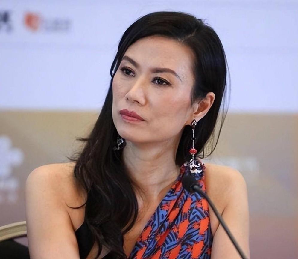 朱可人：嫁给大47岁甲骨文总裁，生二胎保一生富贵，比邓文迪高明