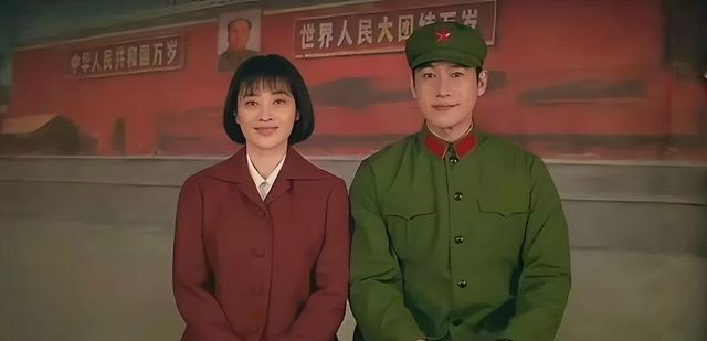 当强行扮嫩”的风刮到央视年代剧，一脸褶子扎双马尾，真尬！