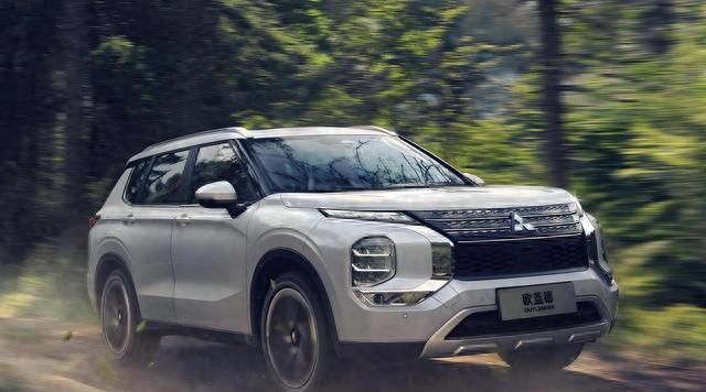 新能源硬派SUV，三菱欧蓝德PHEV续航1200km，香不香？