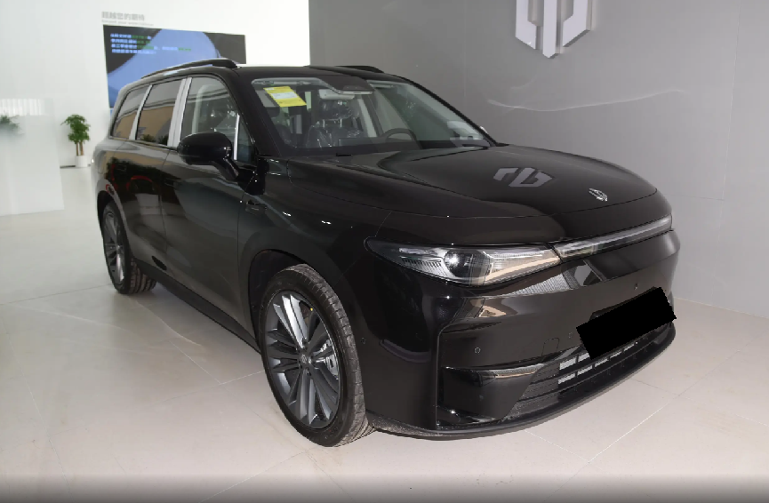 怎么也没想到，带后排娱乐屏的大六座SUV，不到16万就能开回家