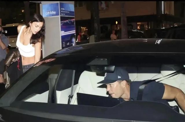 C罗女友伊莲娜和吉赛尔前夫复合了！欧美娱乐圈就是在循环恋爱。