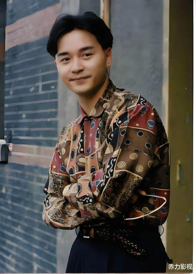 香港唱功最好的十大男歌手：张学友封神，林子祥高音无敌，最后一位太可惜！