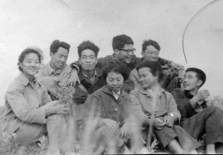 白杨之子蒋晓松：当年乡下姑娘都不愿嫁他，后娶日本教授之女为妻