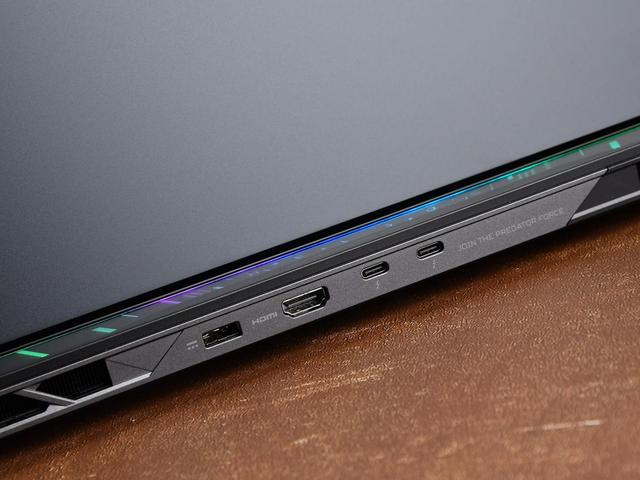 當代綜合戰力天花板！上手體驗掠奪者·戰斧18 AI旗艦電競本