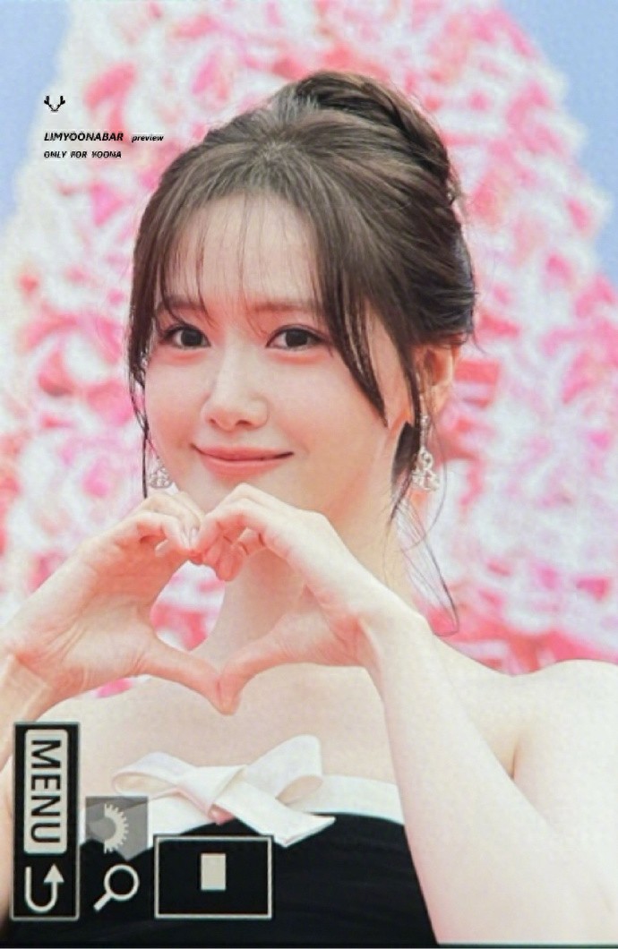 林允儿甜美写真来袭