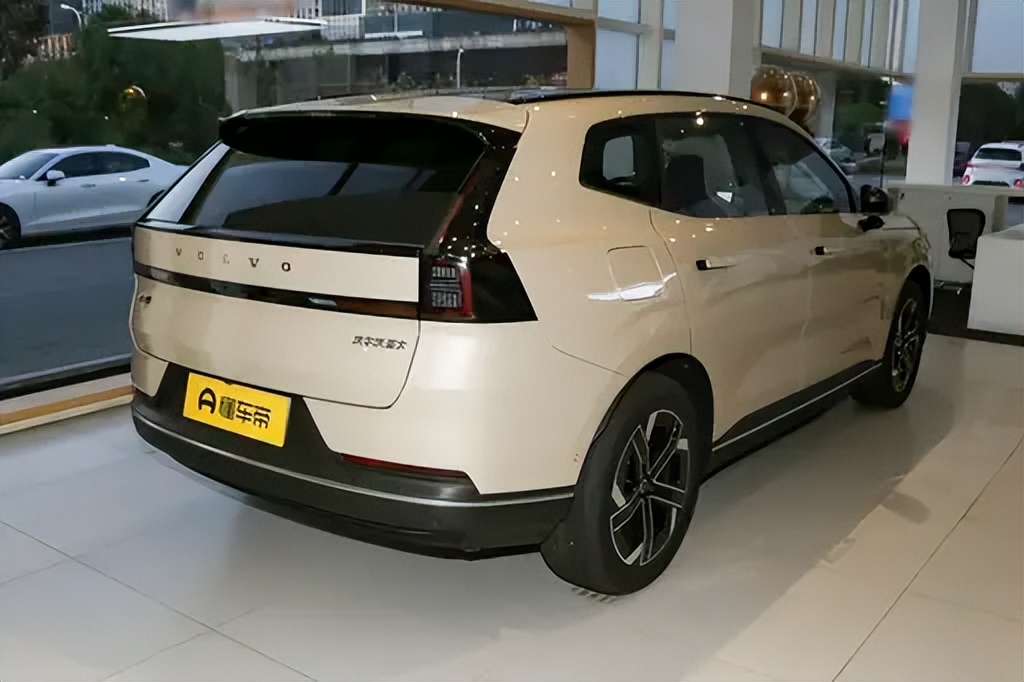 纯电212km、综合续航超1200km，它正在重新定义“好用的混动”