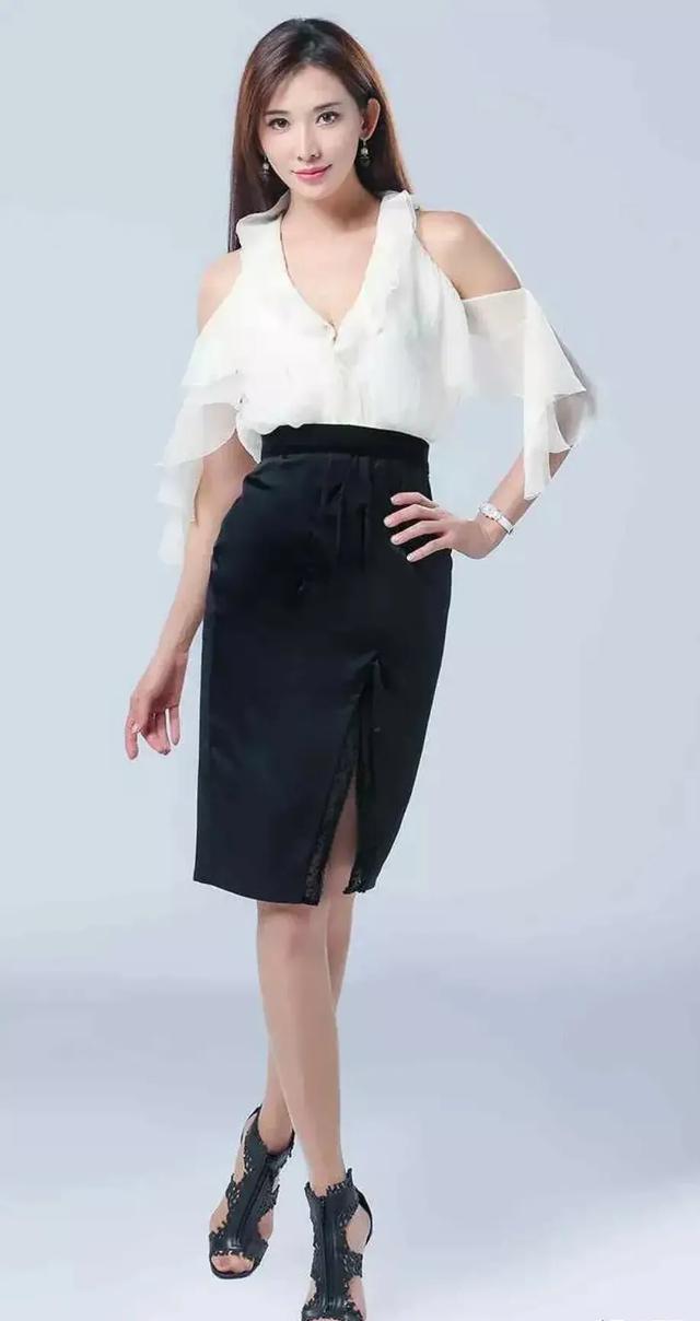 50岁林志玲健身照曝光身材状态，自律至极，难怪穿搭总是惊艳！